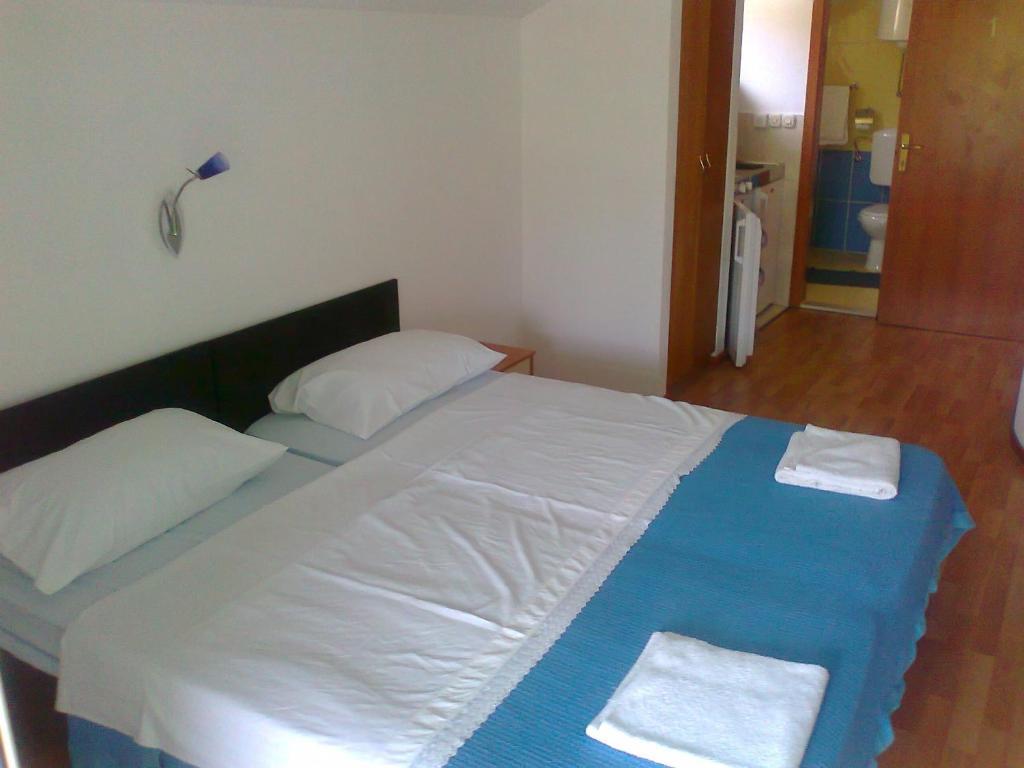 Apartments Silvana Lastovo Pokoj fotografie